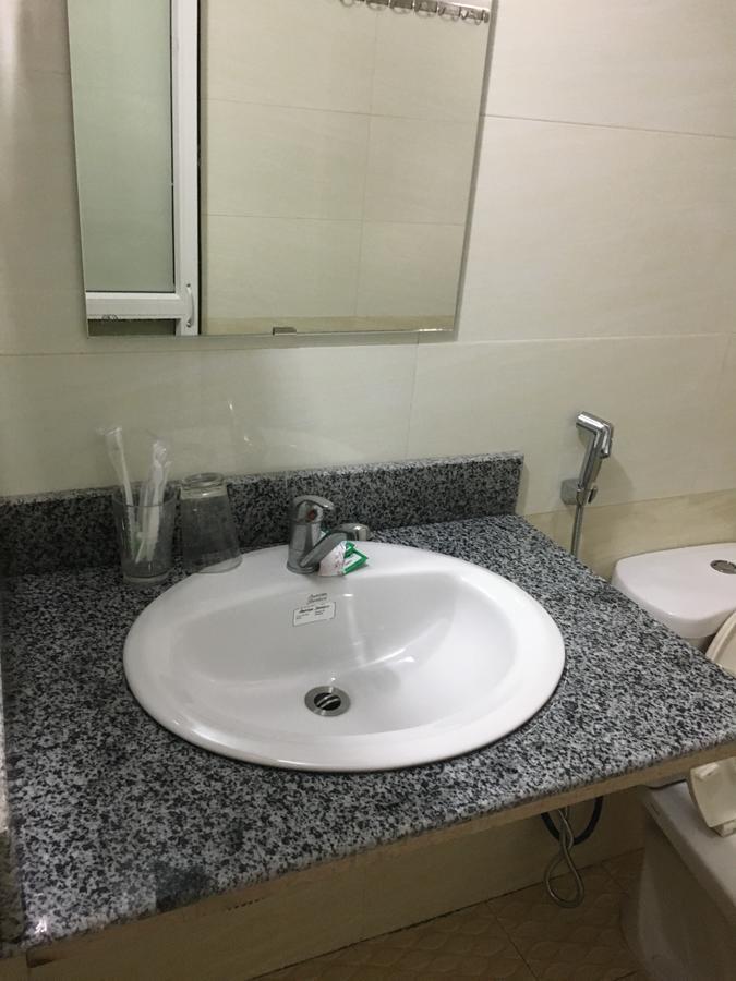 Ho Tay Hotel Халонг Экстерьер фото